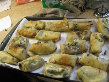 Cheesy Ham and Spinach Egg Rolls - Carla Anne Coroy - Part 18